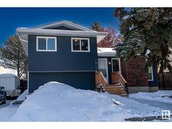 2043 49A ST NW  Edmonton, AB T6L 2W9