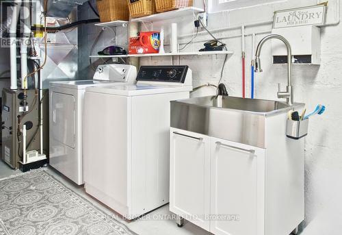 346 East 28Th Street, Hamilton, ON - Indoor Photo Showing Laundry Room