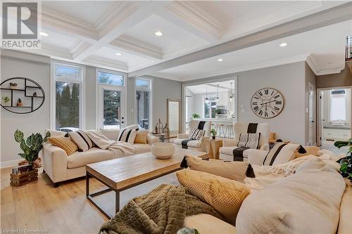 7 Jacob Gingrich Drive, Kitchener, ON - Indoor Photo Showing Living Room