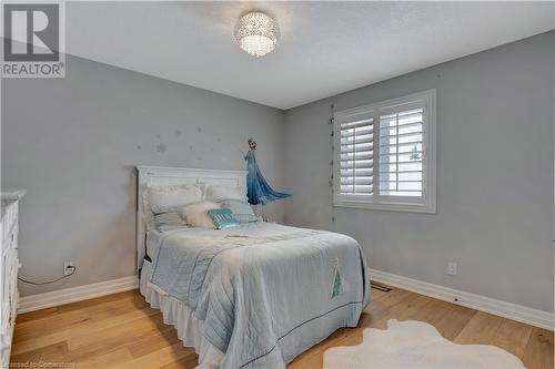 7 Jacob Gingrich Drive, Kitchener, ON - Indoor Photo Showing Bedroom