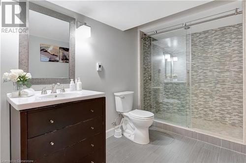 7 Jacob Gingrich Drive, Kitchener, ON - Indoor Photo Showing Bathroom