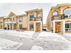 #102 13825 155 AV NW  Edmonton, AB T6V 1P7