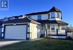 213 Harvest Hills Drive NE  Calgary, AB T3K 3Y4