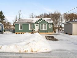 47 Cameron Avenue  New Glasgow, NS B2H 1S6