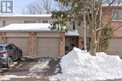 44 - 2075 ASTA DRIVE  Mississauga, ON L5A 2T5