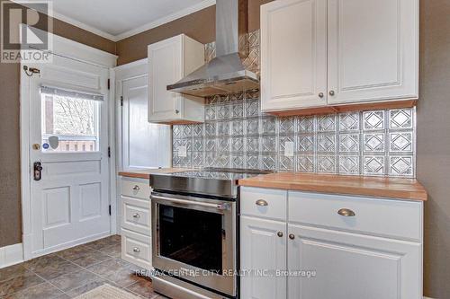 6 Thomas Janes Drive, London, ON - Indoor Photo Showing Kitchen