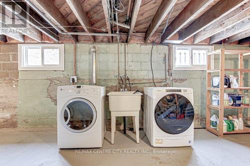 6 Thomas Janes Drive, London, ON - Indoor Photo Showing Laundry Room