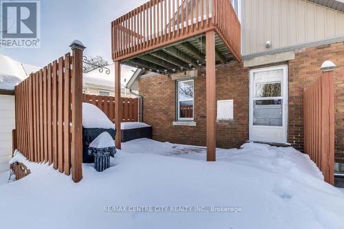 6 Thomas Janes Drive, London, ON - Outdoor With Exterior