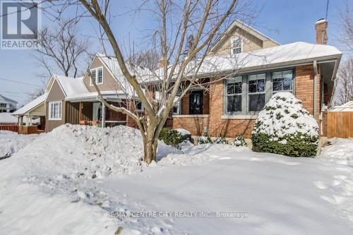 6 Thomas Janes Drive, London, ON - Outdoor With Facade