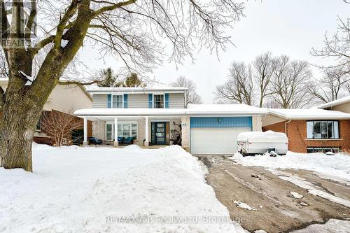 98 Mccarron Crescent, Waterloo, ON - Outdoor With Facade