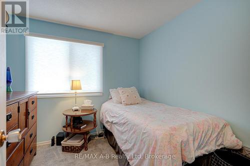 98 Mccarron Crescent, Waterloo, ON - Indoor Photo Showing Bedroom