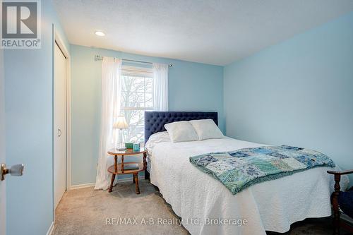 98 Mccarron Crescent, Waterloo, ON - Indoor Photo Showing Bedroom