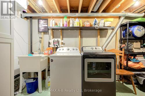 98 Mccarron Crescent, Waterloo, ON - Indoor Photo Showing Laundry Room