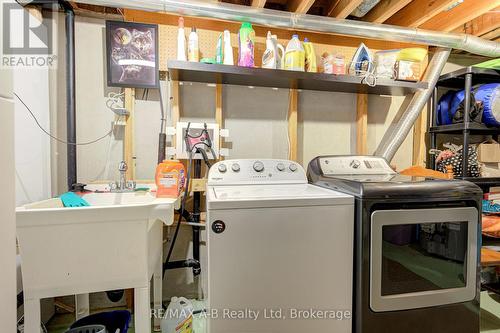 98 Mccarron Crescent, Waterloo, ON - Indoor Photo Showing Laundry Room