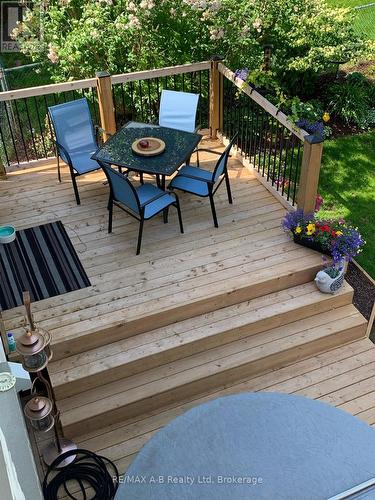 98 Mccarron Crescent, Waterloo, ON - Outdoor With Deck Patio Veranda With Exterior