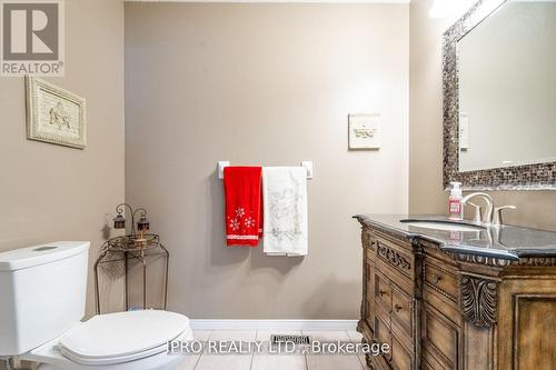 186 Locheed Drive, Hamilton, ON - Indoor Photo Showing Bathroom