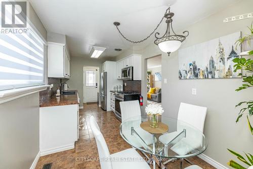 2485 Harman Court, Mississauga, ON - Indoor Photo Showing Dining Room