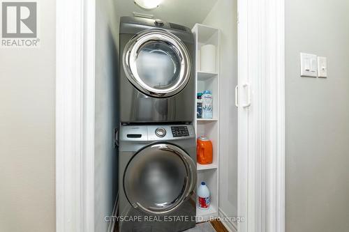 2485 Harman Court, Mississauga, ON - Indoor Photo Showing Laundry Room