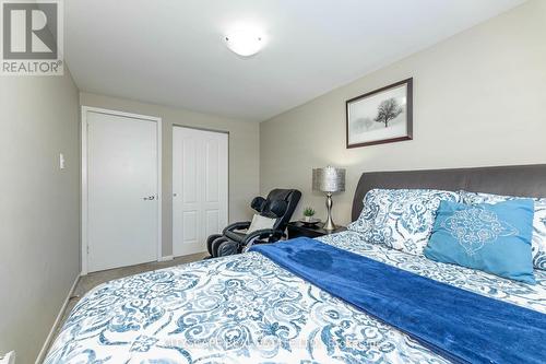 2485 Harman Court, Mississauga, ON - Indoor Photo Showing Bedroom