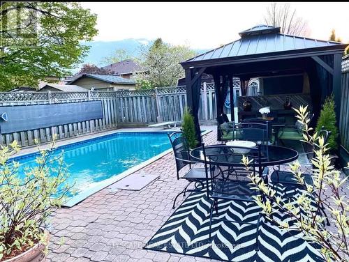 2485 Harman Court, Mississauga, ON - Outdoor With In Ground Pool