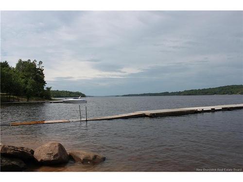 - Holland Lane, Cambridge-Narrows, NB 