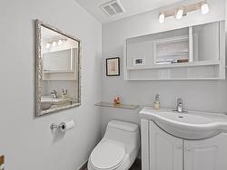 Powder room - 