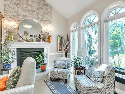 Salon - 252 Rue De Pigalle, Repentigny (Repentigny), QC - Indoor Photo Showing Living Room With Fireplace