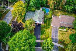 2201 ALL SAINTS CRESCENT  Oakville, ON L6J 5N1