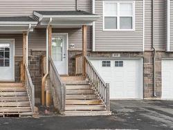 89 Nadia Drive  Dartmouth, NS B3A 0B3