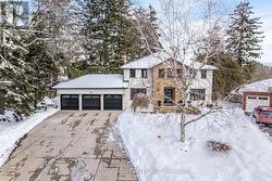 1298 BUNSDEN AVENUE  Mississauga, ON L5H 3T9