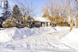 501 V AVENUE S  Saskatoon, SK S7M 3E8