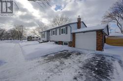 650 JENNIFER CRESCENT  Burlington (Roseland), ON L7N 3B3