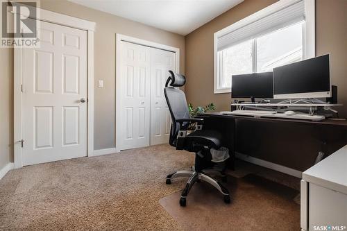 6106 1St Avenue N, Regina, SK - Indoor Photo Showing Office