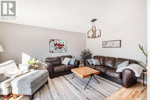 6106 1St Avenue N, Regina, SK - Indoor Photo Showing Living Room