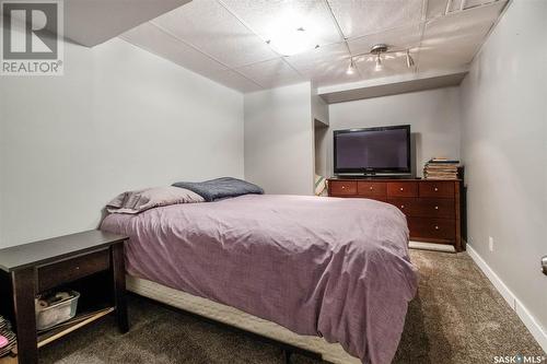 6106 1St Avenue N, Regina, SK - Indoor Photo Showing Bedroom