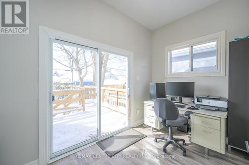 99 St Julien Street, London, ON - Indoor Photo Showing Office