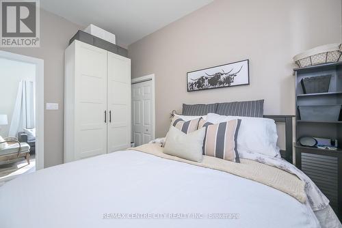 99 St Julien Street, London, ON - Indoor Photo Showing Bedroom