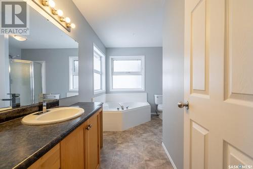 7167 Wascana Cove Drive, Regina, SK - Indoor Photo Showing Bathroom