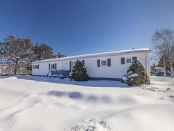 14 MARINER Drive  Charlottetown, PE C1C 1M1