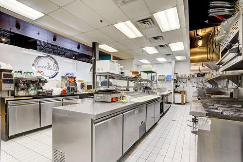 Commerce - 101-9061 Route Sir-Wilfrid-Laurier, Mirabel, QC 