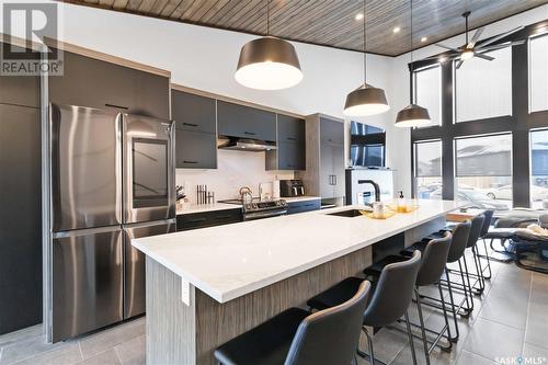 359 Mcarthur Crescent, Saskatoon, SK - Indoor Photo Showing Kitchen With Upgraded Kitchen