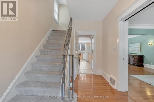 74 Balmoral Avenue S, Hamilton, ON - Indoor Photo Showing Other Room