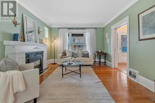 74 Balmoral Avenue S, Hamilton, ON - Indoor Photo Showing Living Room With Fireplace