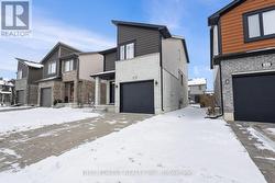 2014 CLAYRIDGE WAY  London, ON N6G 0V3