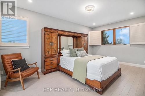 586 Pleasant Park Road, Ottawa, ON - Indoor Photo Showing Bedroom