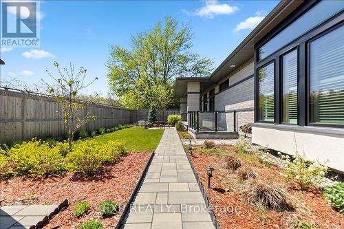 586 Pleasant Park Road, Ottawa, ON - Outdoor