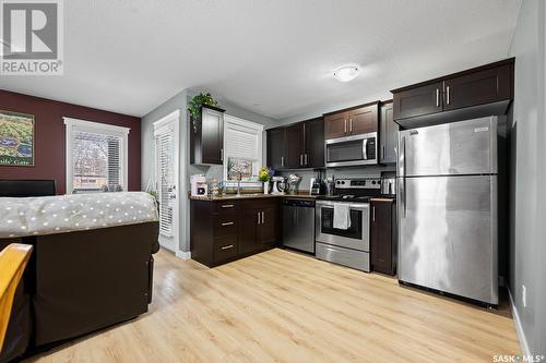 2650 Lacon Street, Regina, SK - Indoor Photo Showing Kitchen