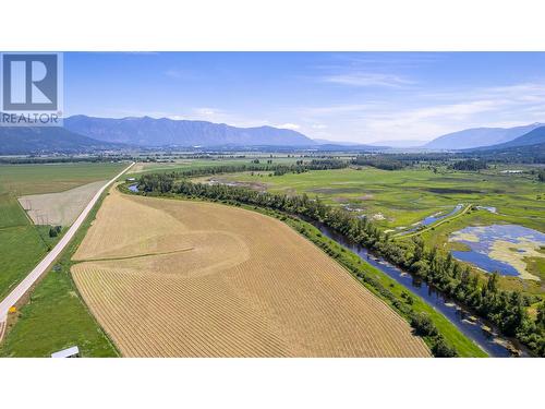 1680 Nicks Island  N Road, Creston, BC 