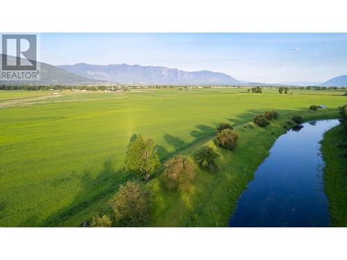 1680 Nicks Island  N Road, Creston, BC 