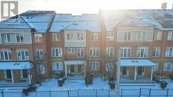 16 - 38 FAIRVIEW ROAD W  Mississauga, ON L5B 4J8